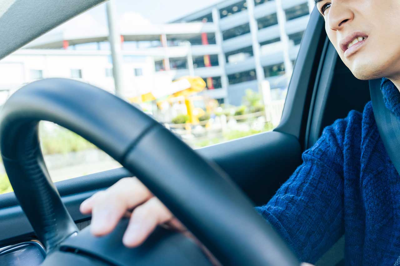 不快なドライブ